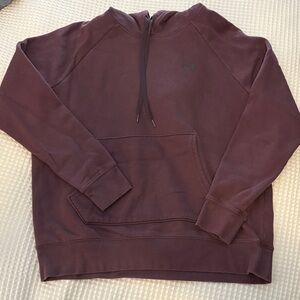 Under Armour Men's Burgundy Pullover Sweater